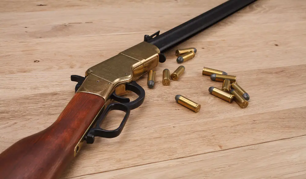 Historical style Lever Action Rifle with bullets