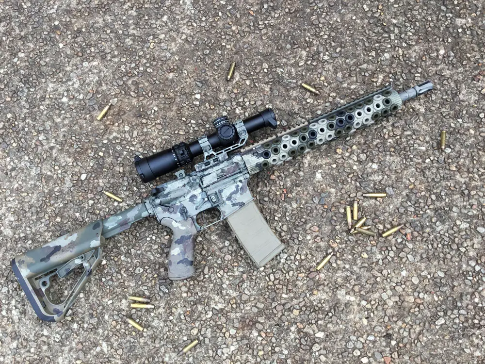 SwampFox Arrowhead LPVO Rifle scope with bullet casings