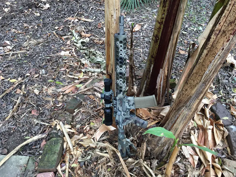SwampFox Arrowhead LPVO Rifle scope mounted on ar15 rifle