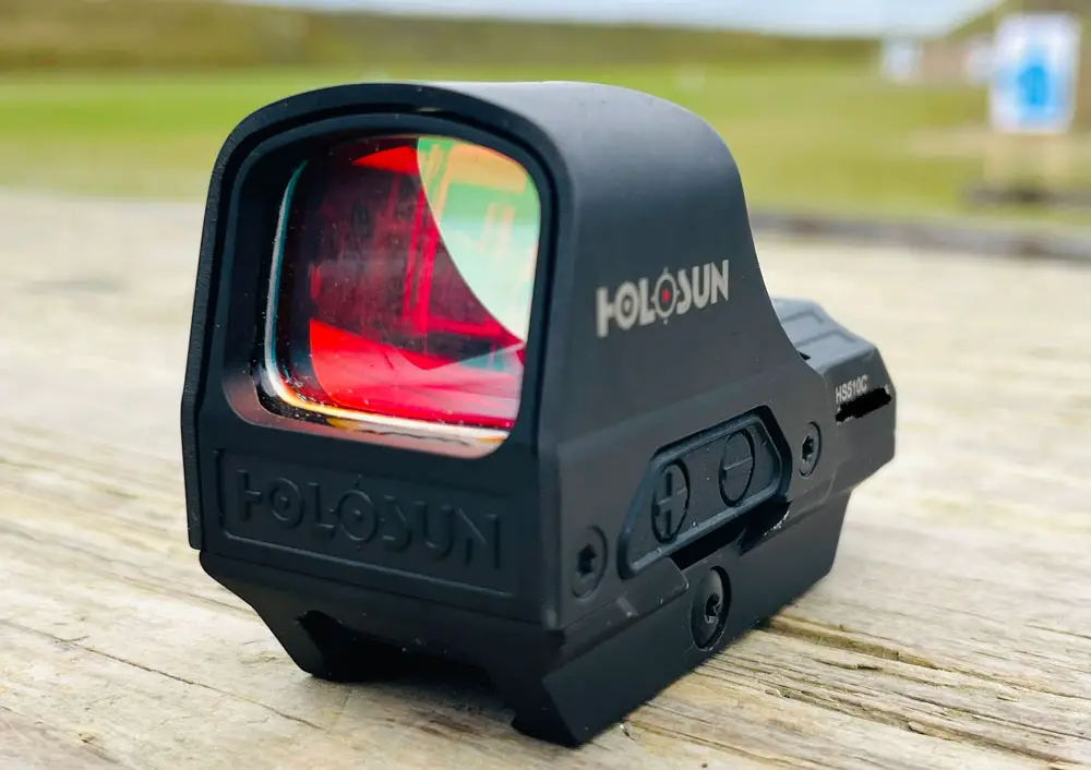 Holosun 510 red dot site front
