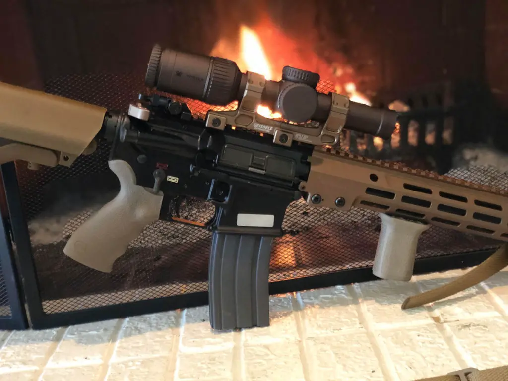 Vortex Razor HD Gen II Scope 1-6 mounted on an ar-15 rifle