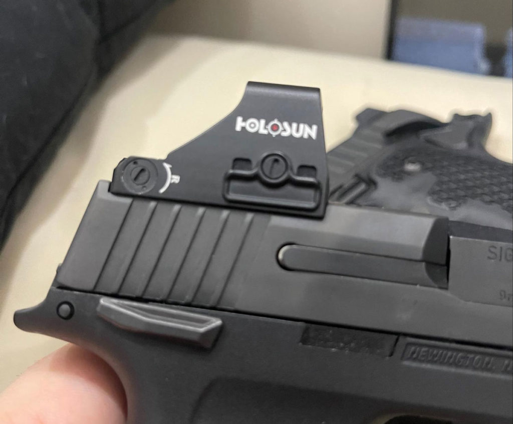 Holosun 407k Red Dot mounted on a pistol