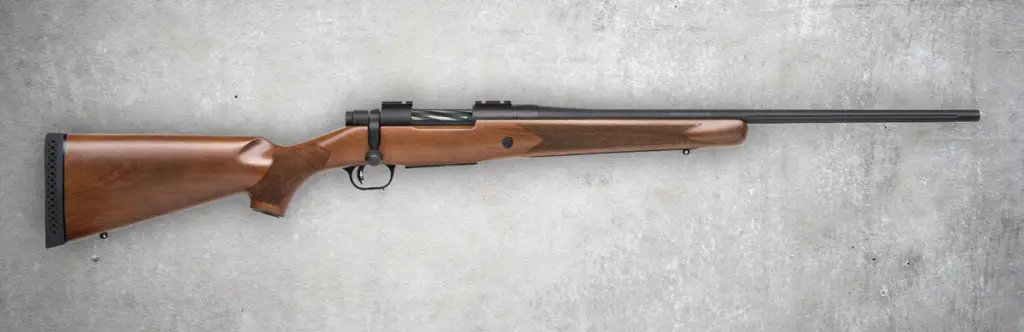 Mossberg Patriot in walnut color wood