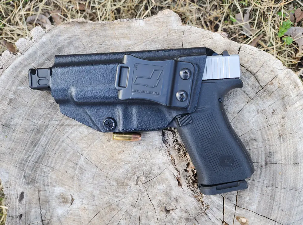 Glock 48 in a concealed carry holster