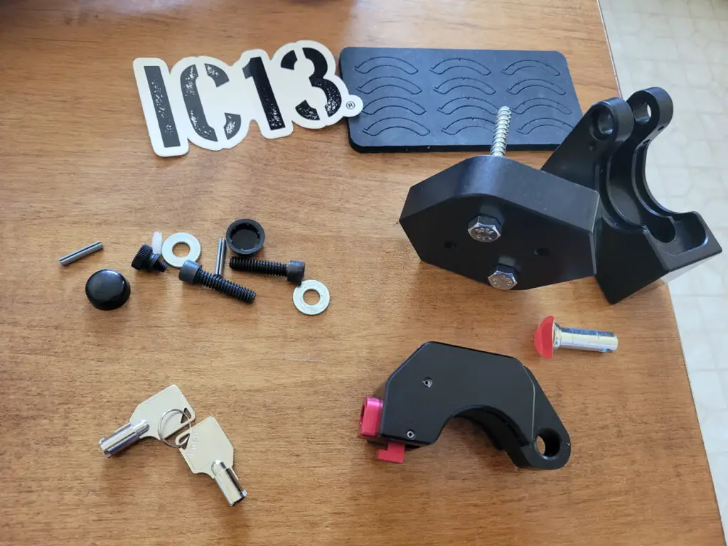 IC13 Mount and lock